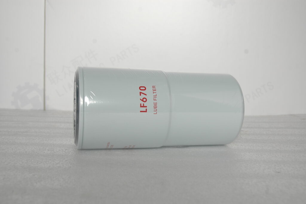 Cummins NT855 LF670 Oil Filter 