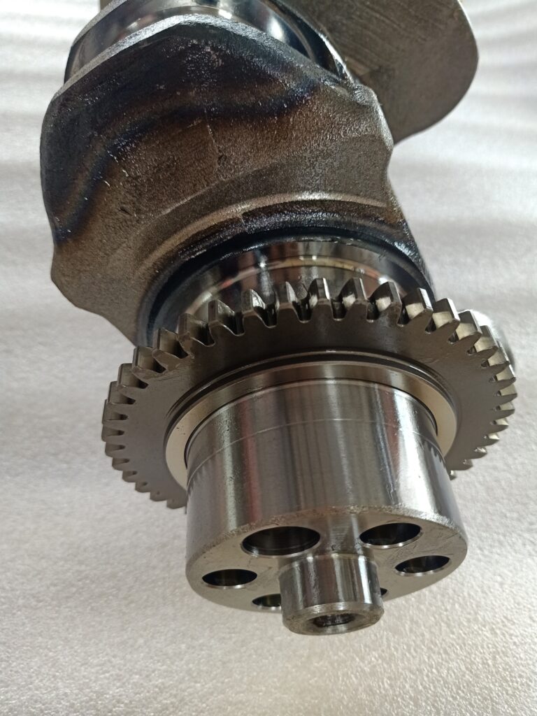 OM906 Crankshaft 9060301102