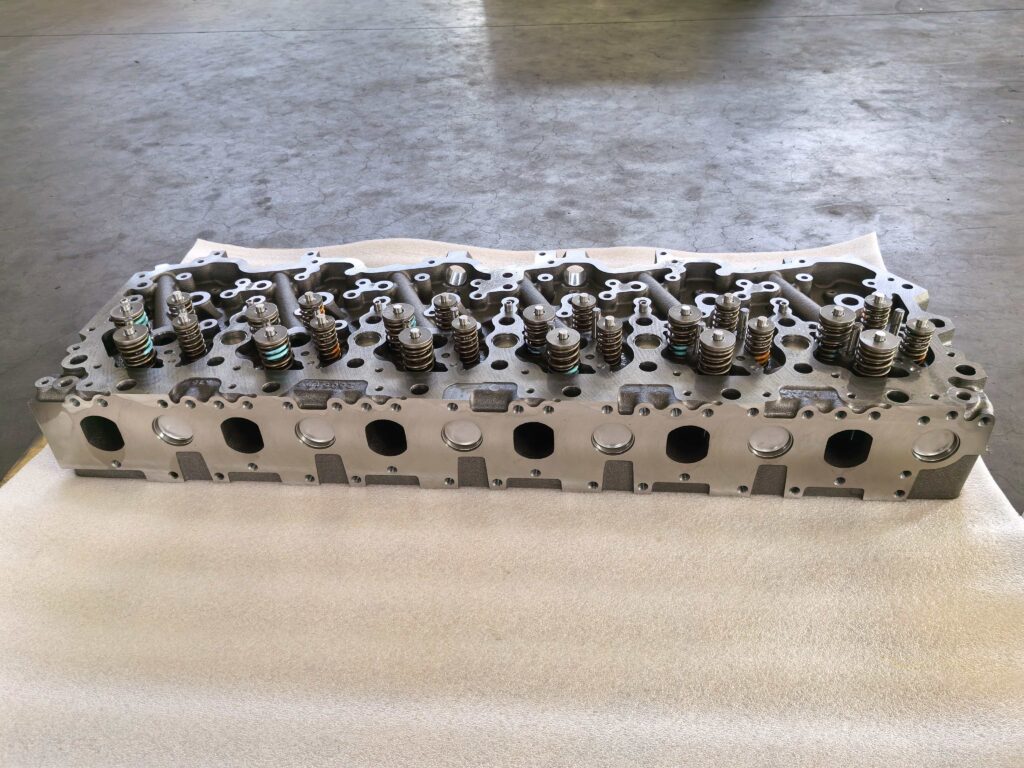 DAF XF105 Cylinder Head